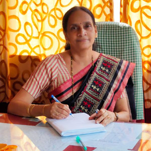 principal roopa mam